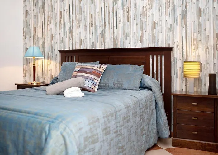 Grand Beachside Apartment - Cadiz
